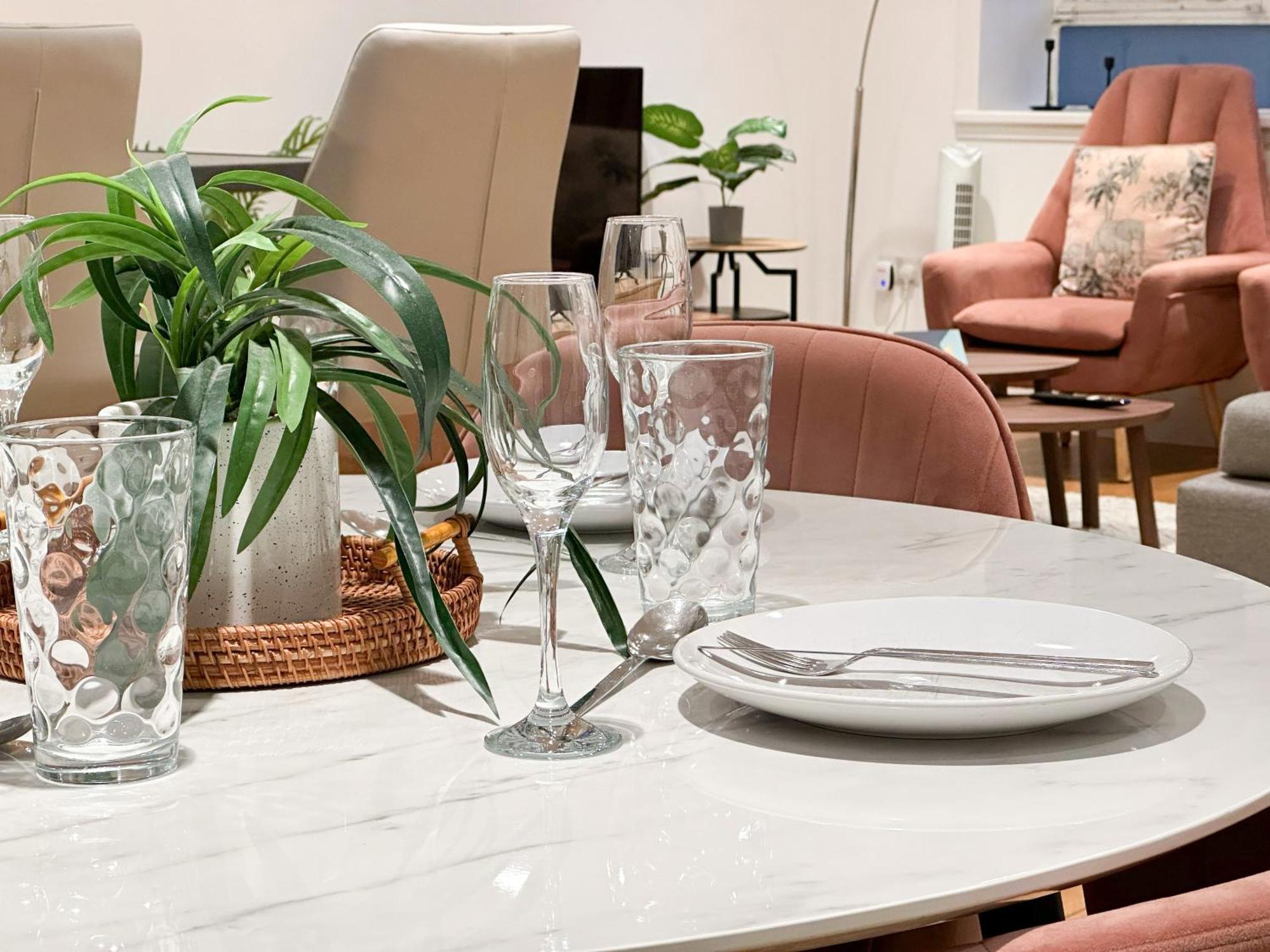 Chic 3 Bedroom Flat With Private Terrace In Holloway Near Finsbury Park Londres Exterior foto