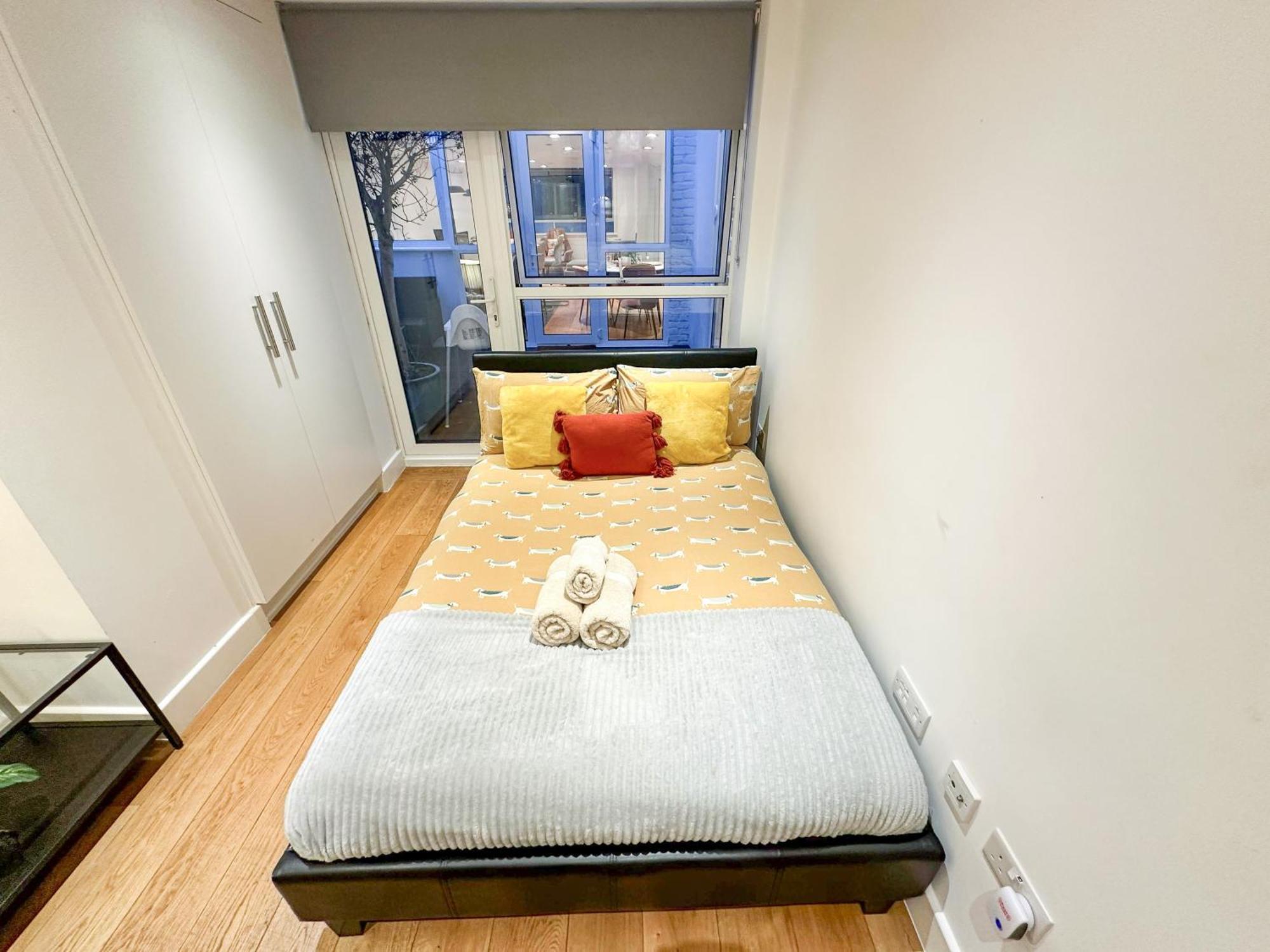 Chic 3 Bedroom Flat With Private Terrace In Holloway Near Finsbury Park Londres Exterior foto